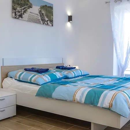 Dino Villa