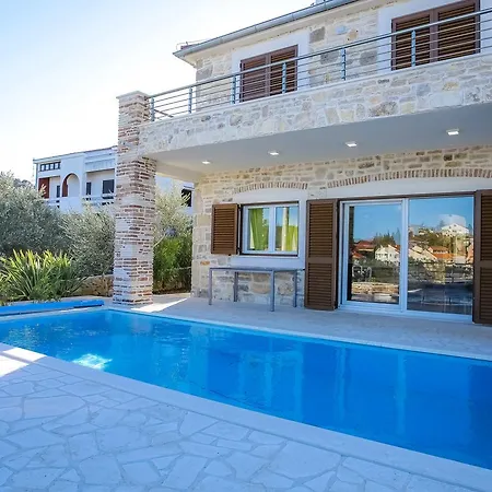 Villa Dino